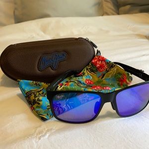 Blue Tinted Maui Jim Sunglasses - Red Sands